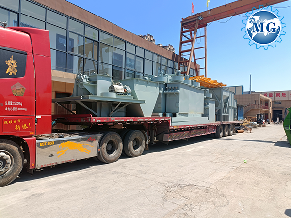 西安干粉砂漿設(shè)備裝車現(xiàn)場(chǎng)！